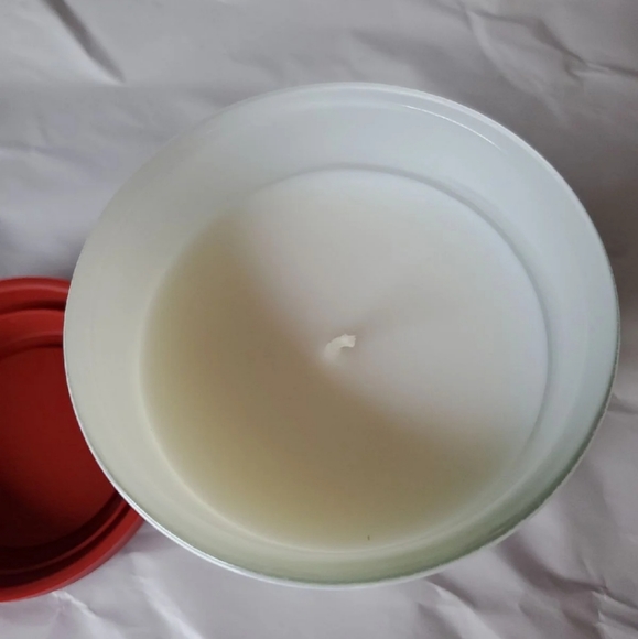 Warm Apple Cider Candle-NWT - Picture 4 of 4